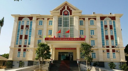 huyenuy.jpg